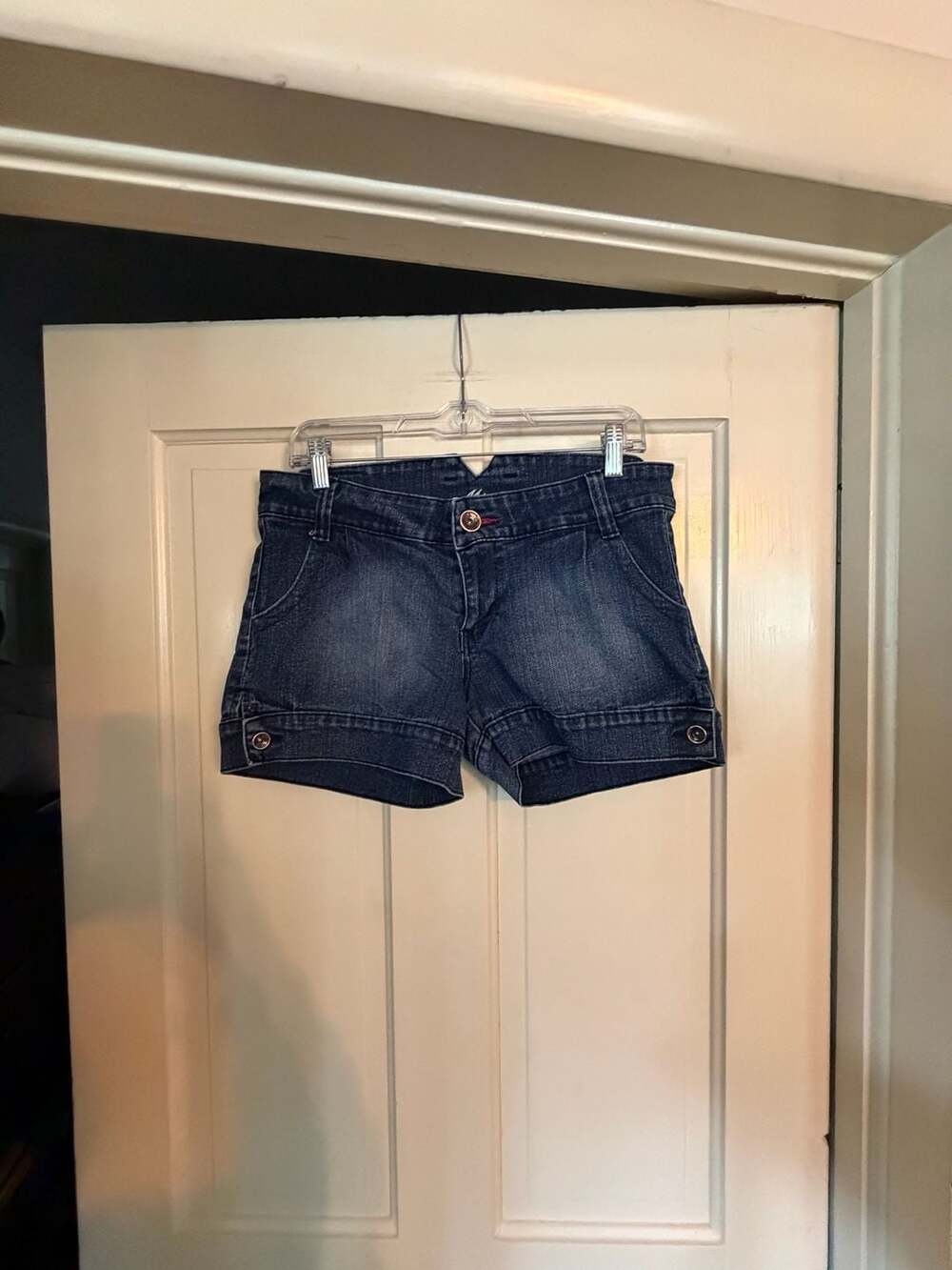 Miss V Denim Cuffed Shorts Women's Size 11/12 Dark Wash Stretch
